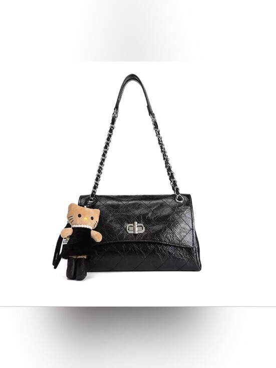 Handbags - 🖤🤍BQ 💯 Leather 🆕 Chain Bag with Charm